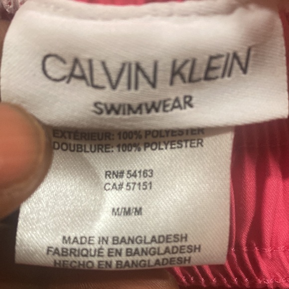 Calvin Klein swim trunks - Picture 3 of 3